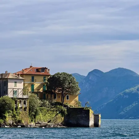 Casa Miele Historic Spacious House In Central Location Varenna
