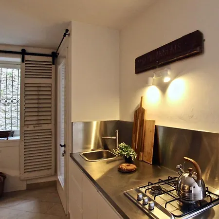 Casa Miele Historic Spacious House In Central Location Varenna